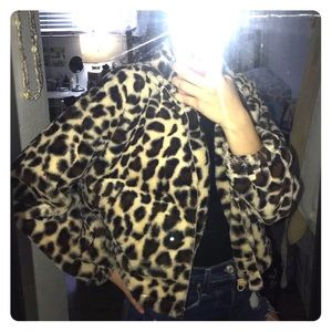 fluffy cropped cheetah print jacket (SO SOFT)